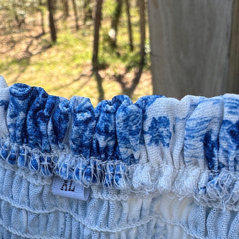 Blue and White Floral Toile Maxi Dress - Picture 3 of 9